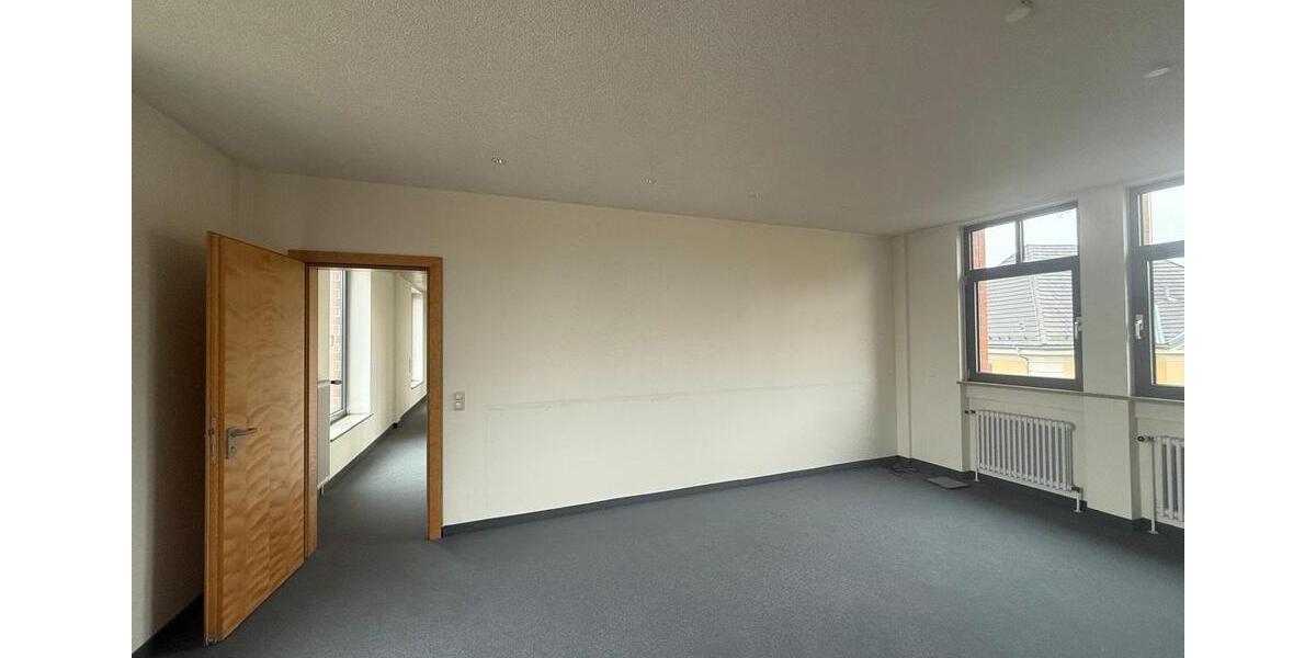 Gewerbeobjekt Selb - 1.505&euro; | Angebot:19374565