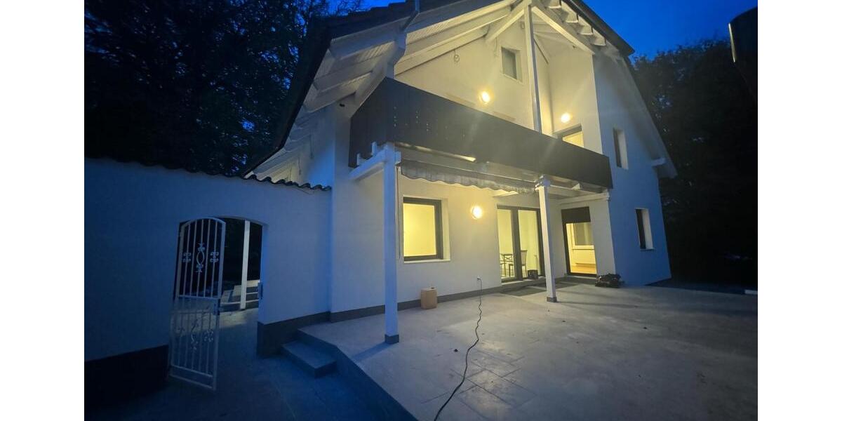 Mehrfamilienhaus, Wohnhaus München Feldmoching-Hasenbergl - 18 Zimmer, 350 m&sup2;, 8.900&euro; | Angebot:26609002