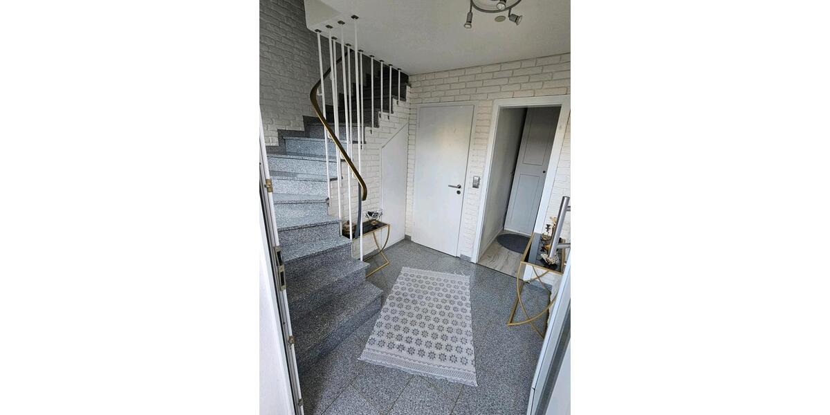 Reihenhaus Bad Breisig - 4 Zimmer, 89 m&sup2;, 199.000&euro; | Angebot:27200000