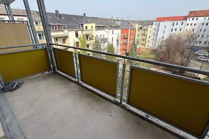 Zimmer Chemnitz Lutherviertel - 2 Zimmer, 48 m&sup2;, 250&euro; | Angebot:25985314