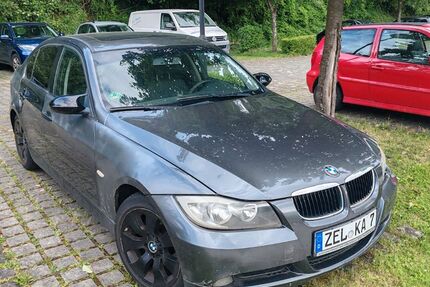 BMW 320 386.349 km 800 &euro; Traben trabach 56841