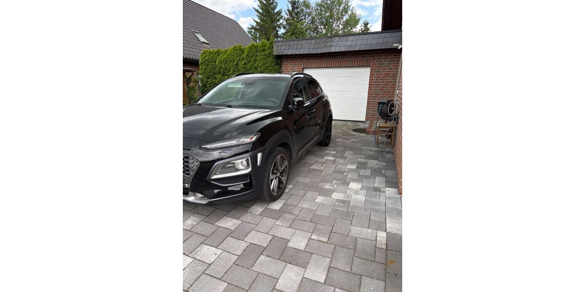Hyundai KONA 91.000 km 17.600 &euro; Barnstorf 49406