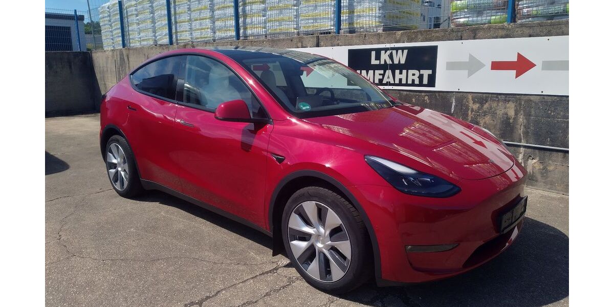 Tesla Model Y 55.000 km 43.435 &euro; Bitburg 54634