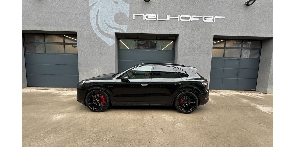 Porsche Cayenne 48.200 km 149.900 &euro; Gröbenzell 82194