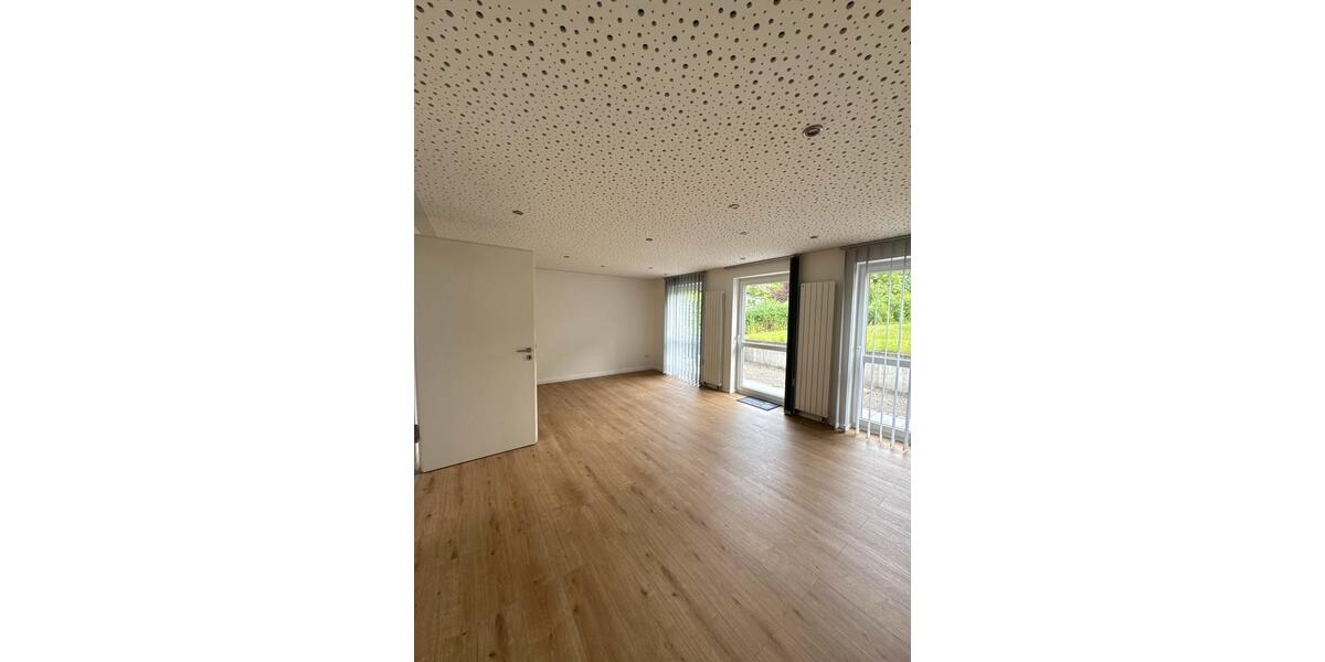 Reihenhaus Extertal - 4 Zimmer, 180 m&sup2;, 295.000&euro; | Angebot:26871324