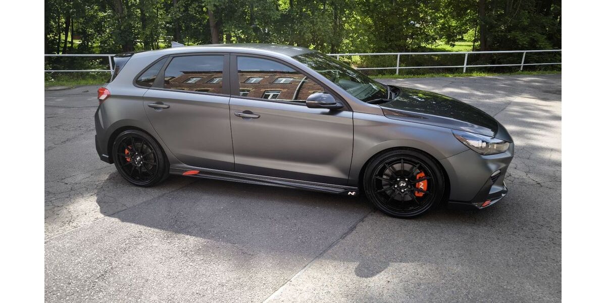 Hyundai i30 22.700 km 33.000 &euro; Auerbach 08209