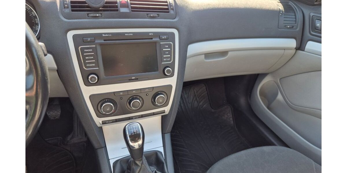 Skoda Octavia 308.000 km 3.500 &euro; Hausen 91353