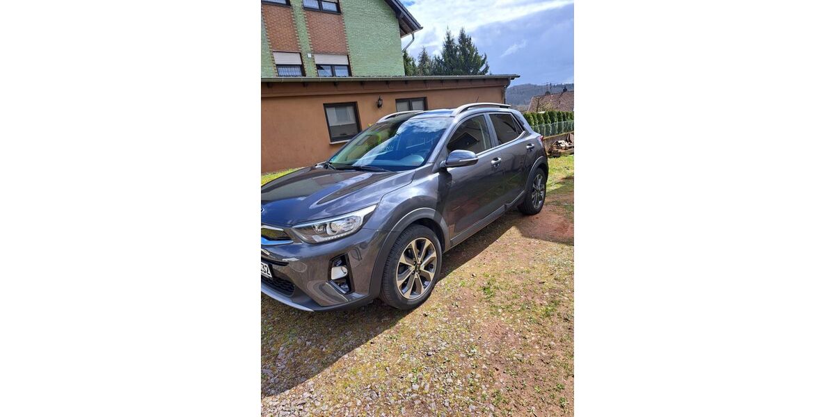 Kia Stonic 34.464 km 15.500 &euro; Beckingen 66701