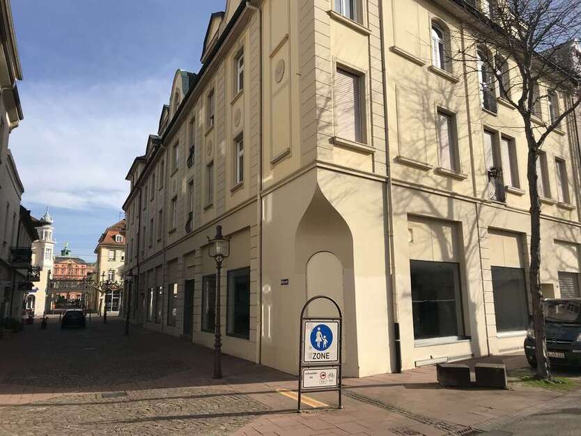 Einzelhandel in Rastatt 1.600 € 130 m² zimmer