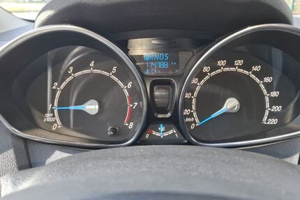 Ford Fiesta 114.788 km 8.999 &euro; Aurich 26603