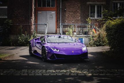 Lamborghini Huracán 2.500 km 339.000 € dortmund 44263