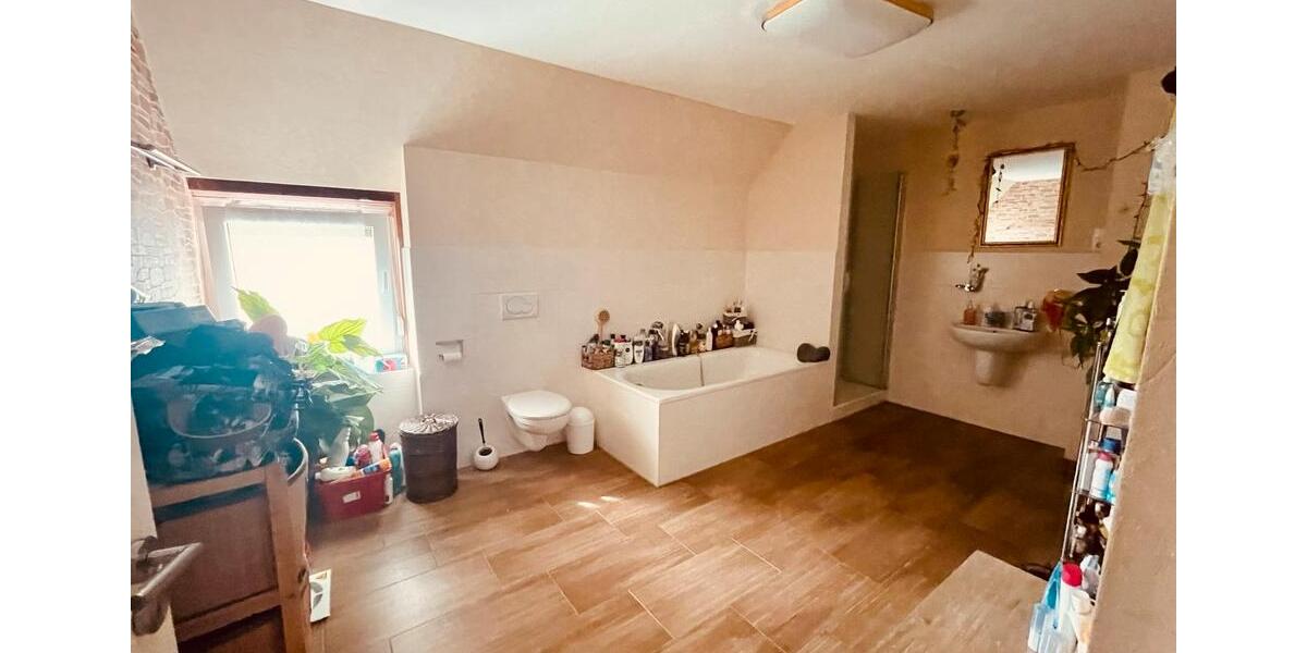 Einfamilienhaus Rinteln - 12 Zimmer, 300 m&sup2;, 275.000&euro; | Angebot:26875548