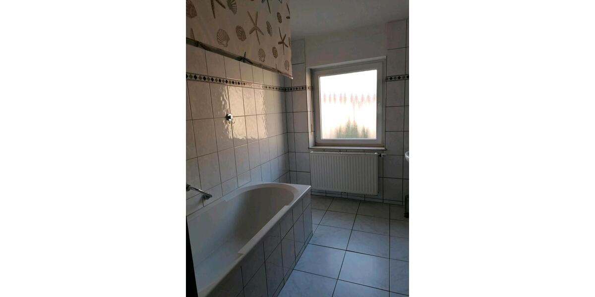 Etagenwohnung Trier Feyen-Weismark - 5 Zimmer, 125 m&sup2;, 1.100&euro; | Angebot:25105779