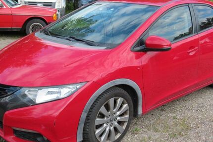 Honda Civic 443.000 km 2.950 &euro; Eisfeld 98673