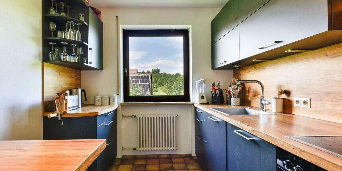 Mehrfamilienhaus, Wohnhaus Konstanz Dettingen - 8 Zimmer, 182 m&sup2;, 859.000&euro; | Angebot:25800335