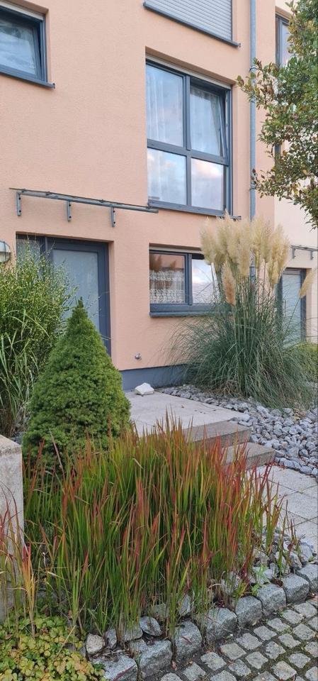 Modernes Townhouse in Ratingen-Ost zimmer