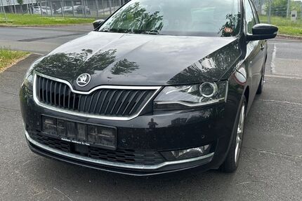 Skoda Rapid 166.000 km 7.999 &euro; Kassel 34123