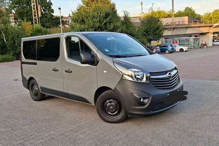 Opel Vivaro 165.107 km 15.999 € Bochum 44803