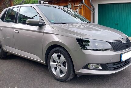 Skoda Fabia 43.000 km 12.300 &euro; Hennef 53773