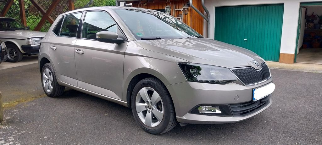 Skoda Fabia 43.000 km 12.300 &euro; Hennef 53773