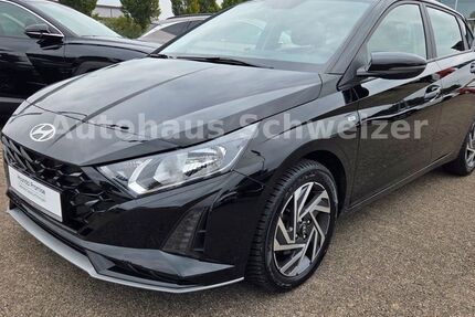 Hyundai i20 15.000 km 18.950 &euro; Nördlingen 86720