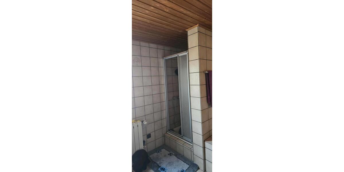 Etagenwohnung Hille - 3.5 Zimmer, 120 m&sup2;, 720&euro; | Angebot:25258846