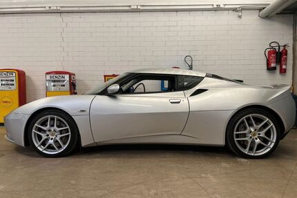 Lotus Evora