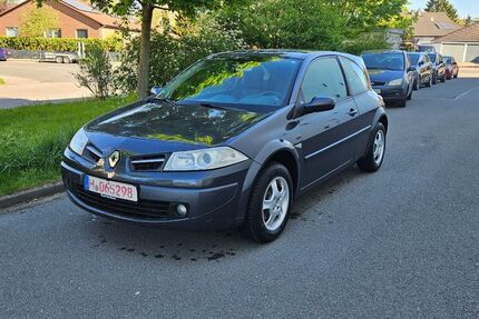 Renault Megane 196.000 km 1.700 &euro; Garbsen 30826