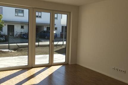 2-Zimmer-Wohnung m. Garten & Terrasse nahe Stein Center, Freising 2 zimmer