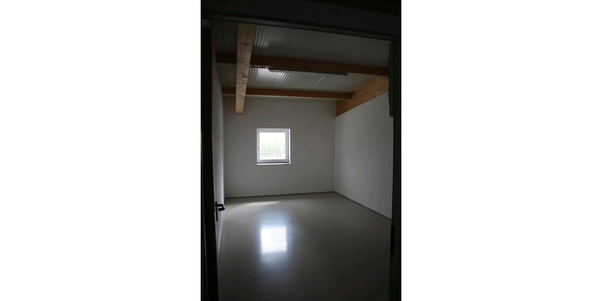 Lager- Produktions- und Bürogebäude zimmer