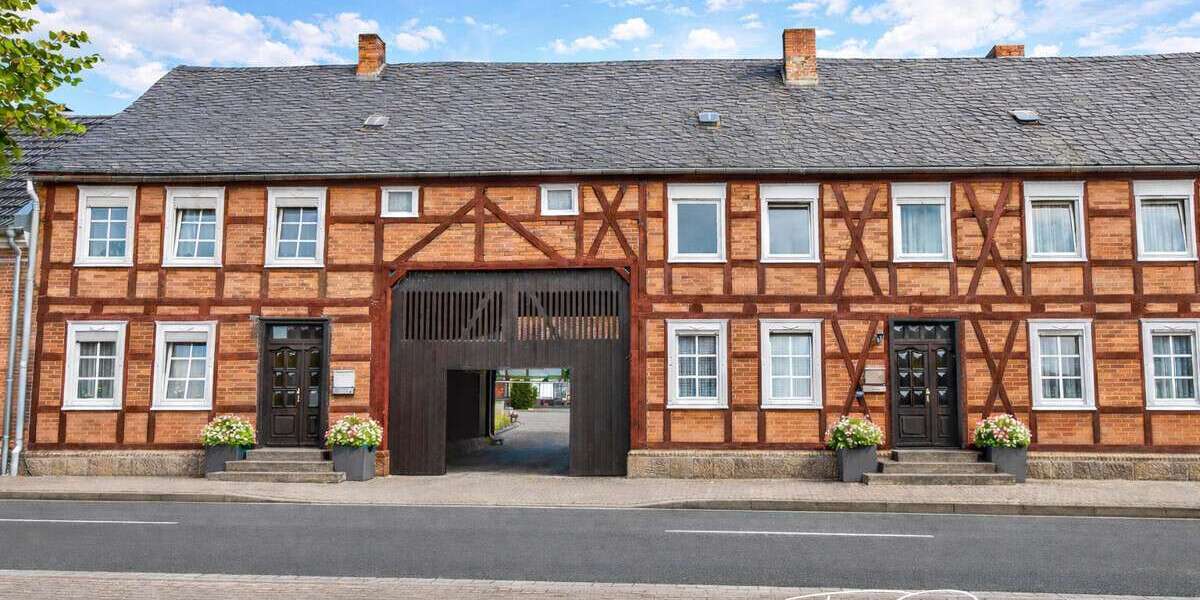 Haus zum Kaufen in Krevese 59.000 € 333.22 m² 12 zimmer