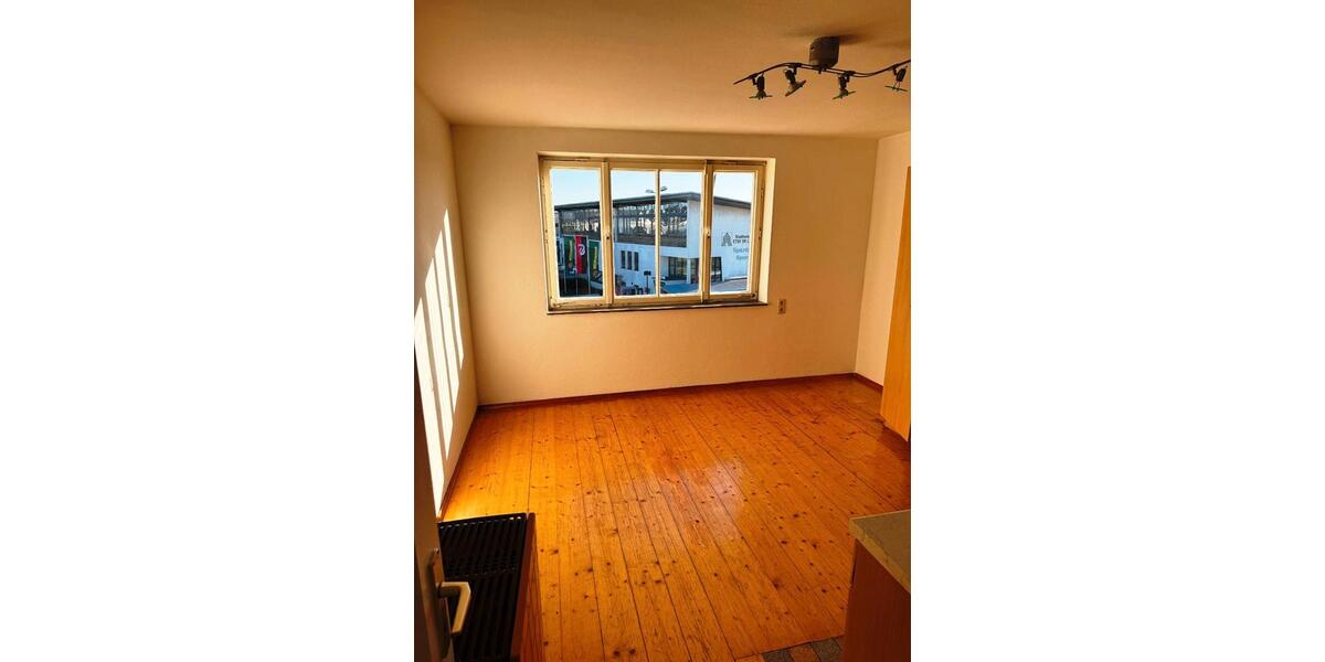 Etagenwohnung Ergolding - 3 Zimmer, 63 m&sup2;, 600&euro; | Angebot:25905410