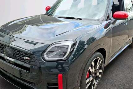 Mini JCW Countryman All4 2.397 km 48.082 &euro; München 80788