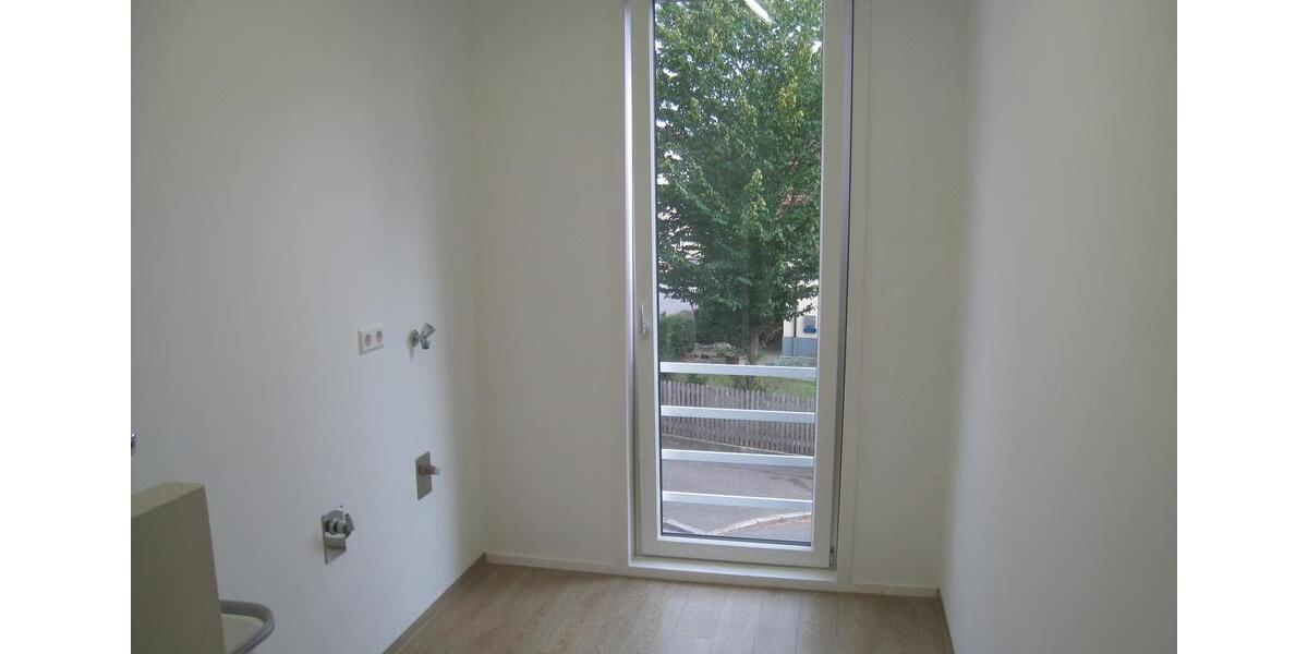 Einfamilienhaus Lahr (Schwarzwald) - 3 Zimmer, 110 m&sup2;, 1.160&euro; | Angebot:25366788