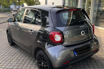 Smart ForFour 86.000 km 7.999 &euro; Frankfurt 60433