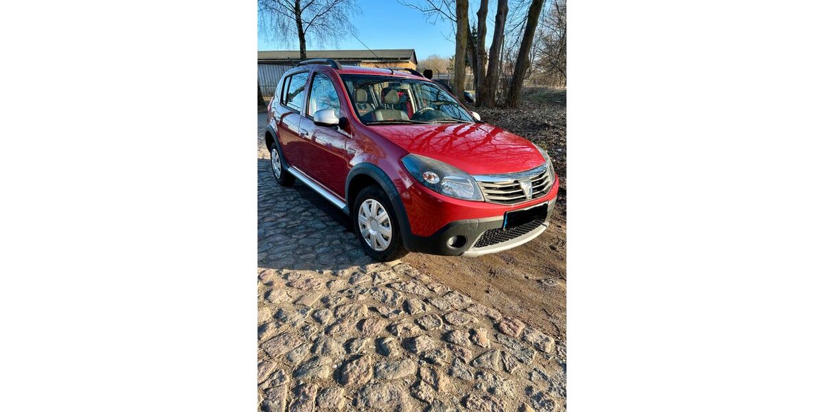 Dacia Sandero 68.000 km 5.900 &euro; Stralsund 18439