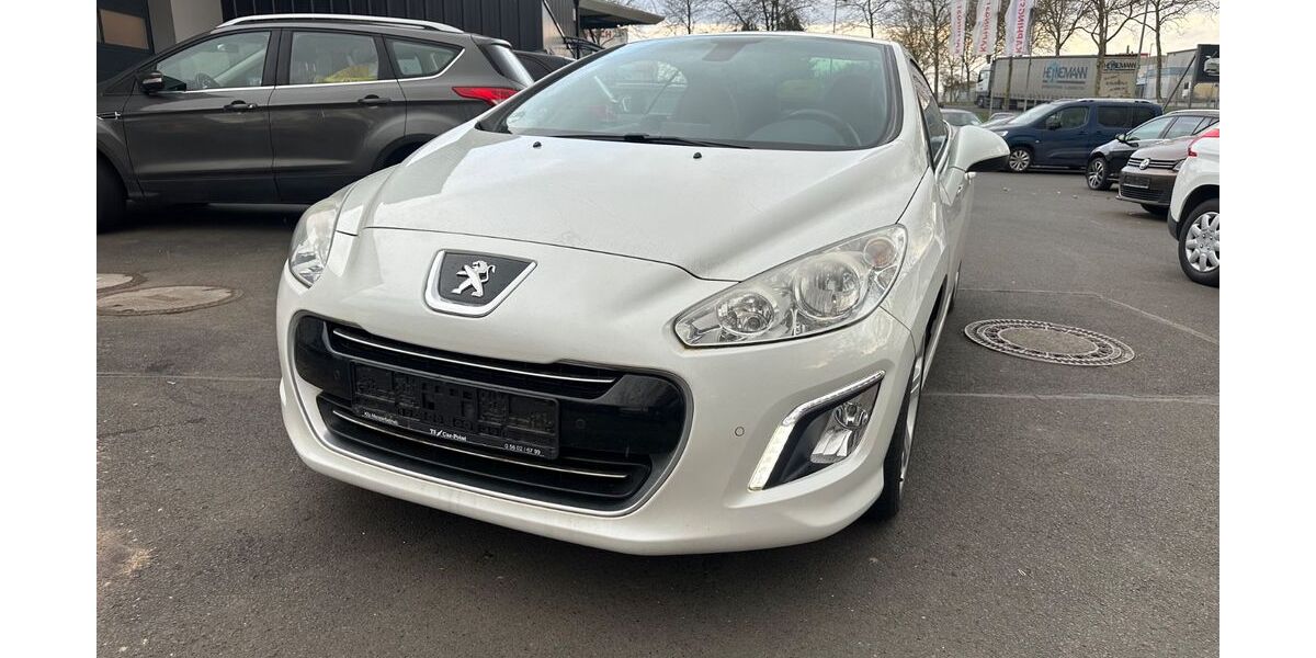 Peugeot 308 133.000 km 5.999 &euro; Kassel 34123