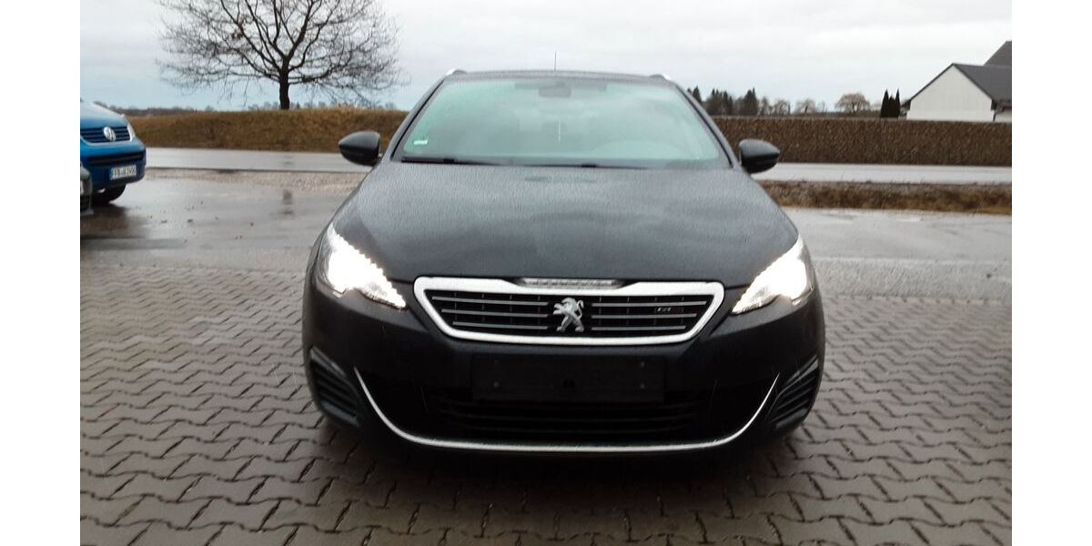 Peugeot 308 268.536 km 7.150 &euro; Germering 82110