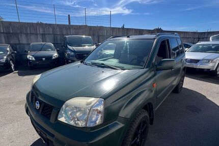 Nissan X-Trail 122.000 km 2.999 &euro; Detmold 32758