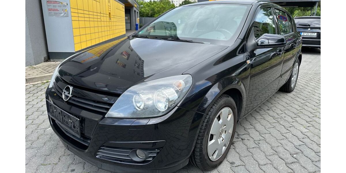 Opel Astra 69.000 km 3.299 &euro; Berlin 13055