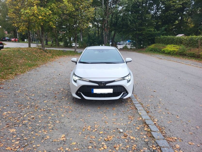 Toyota Corolla 45.000 km 15.900 € Hutthurm 94116
