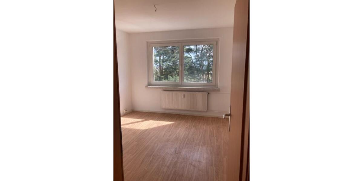 Etagenwohnung Eberswalde Brandenburgisches Viertel - 3 Zimmer, 68 m&sup2;, 465&euro; | Angebot:26391477