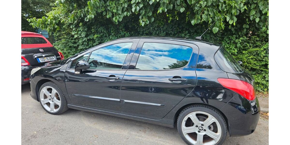 Peugeot 308 146.000 km 5.200 &euro; Hamburg 22159