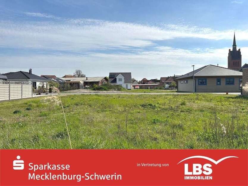 Grundstück zu verkaufen in Grabow 98.000 € 714 m²