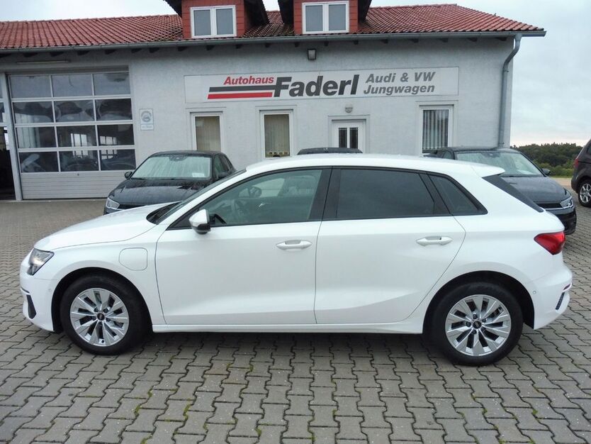 Audi A3 43.756 km 20.980 € Ursensollen 92289