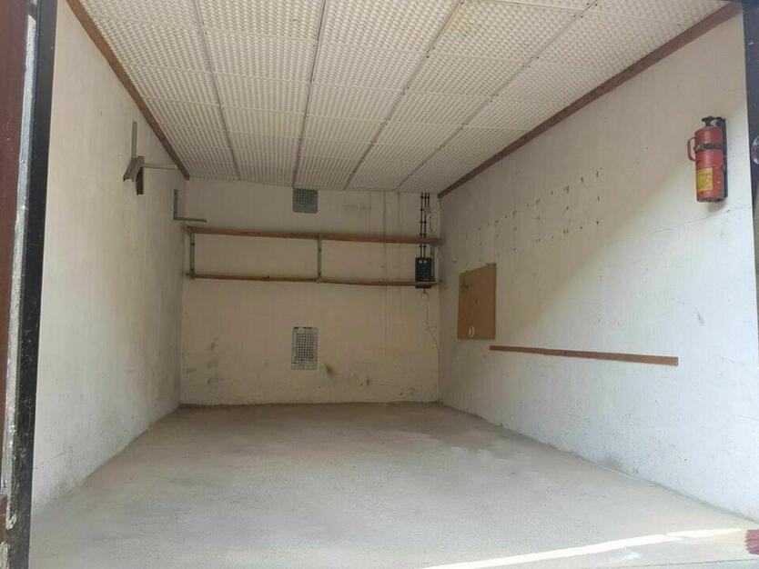 Doppelgarage 4x Garage Halle Lager Werkstatt Neuhaus am Rennweg