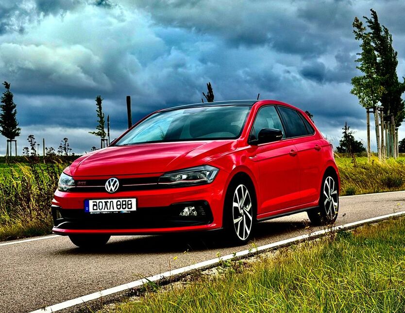 VW Polo 67.000 km 17.750 € Crimmitschau 08451