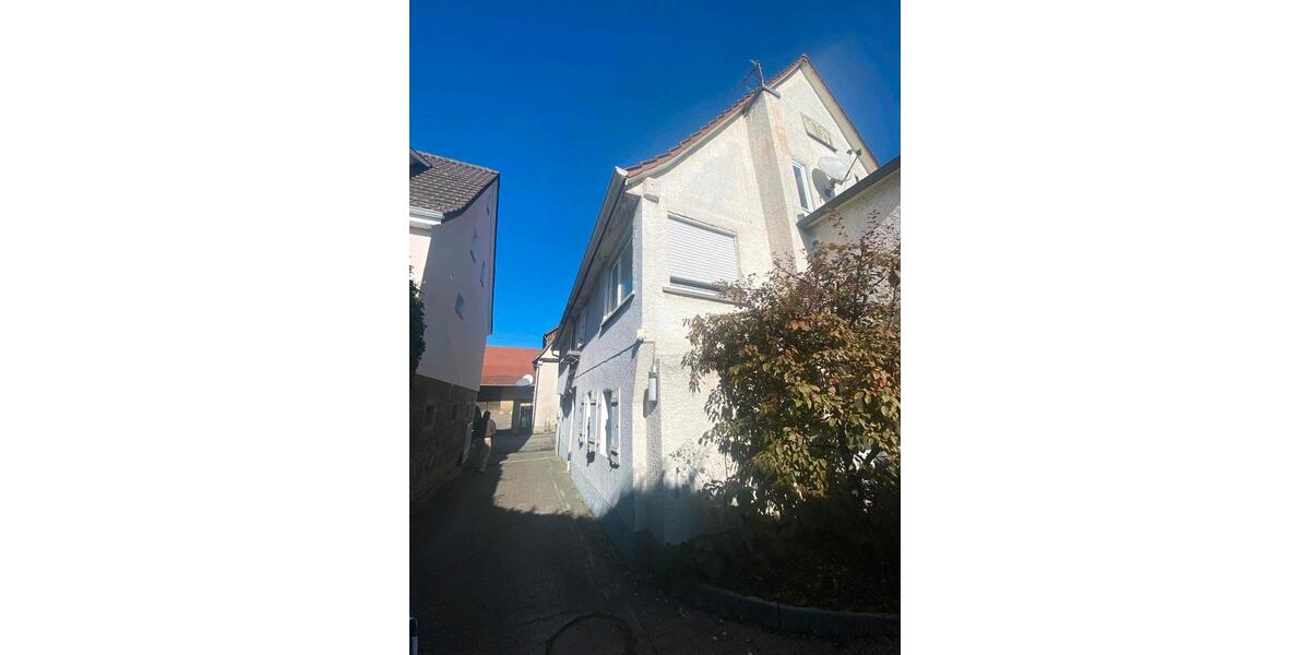 Einfamilienhaus Kirchheim am Neckar - 6 Zimmer, 120 m&sup2;, 1.400&euro; | Angebot:26665531