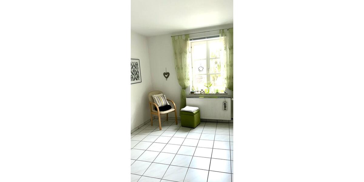 Erdgeschoßwohnung Witzenhausen Dohrenbach - 3 Zimmer, 106 m&sup2;, 930&euro; | Angebot:26351486