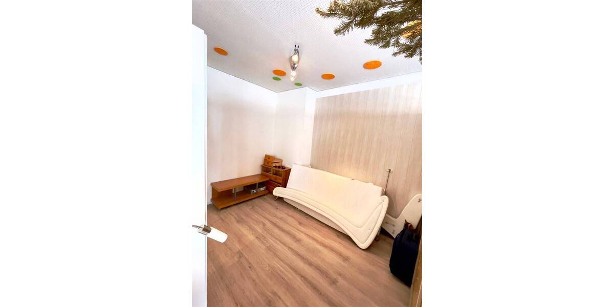 Reihenendhaus Bad Griesbach im Rottal Griesbach - 8 Zimmer, 164 m&sup2;, 232.000&euro; | Angebot:25773532